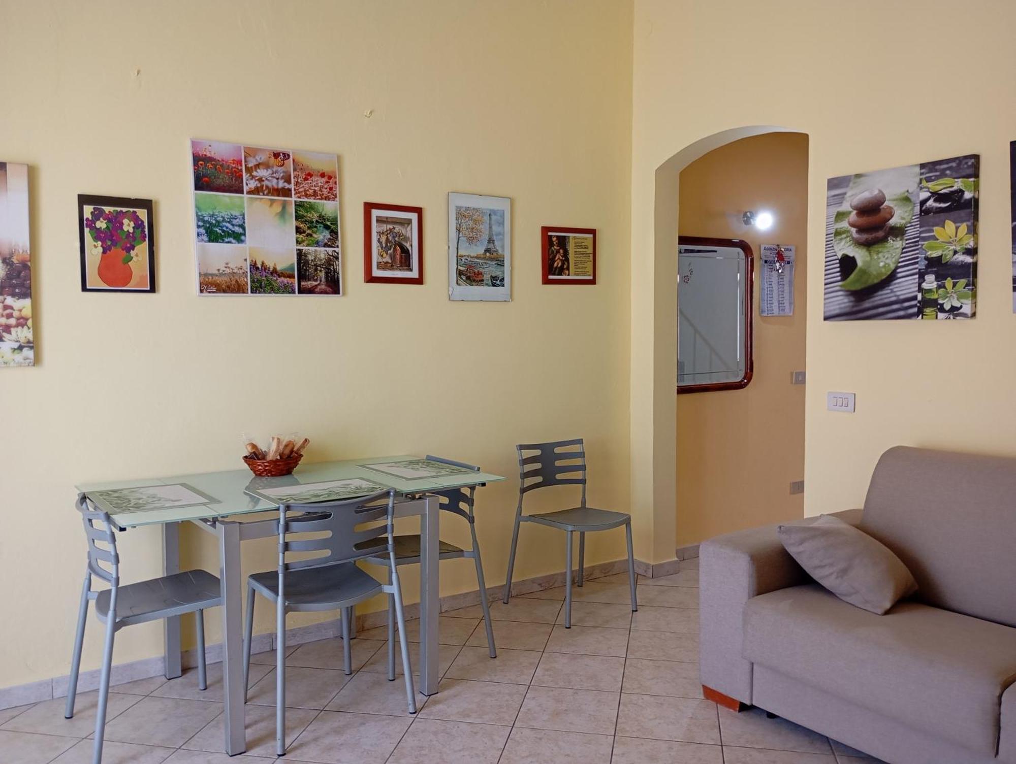A Casa Di Ste - Vicino Aeroporto Falcone Borsellino Каріні Екстер'єр фото